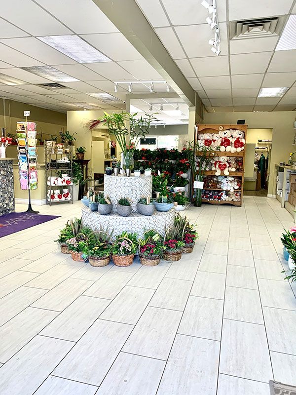 About Flower Mania Orleans, ON Florist